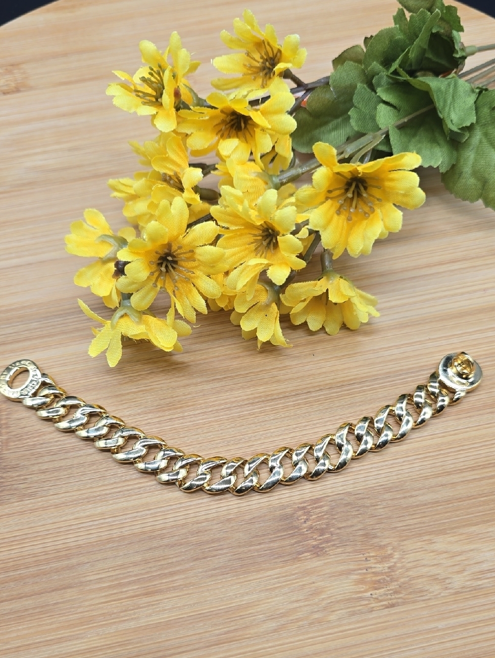 Marc Jacobs | Bracelet | Gold Tone | Classic Curb Link